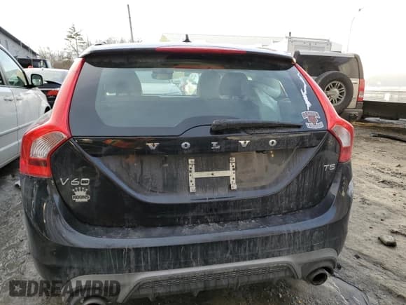 ✅ 2018 Volvo V60 Dynamic • VIN: YV140MEL1J2398668 • Lot: 39866883. Wystawiony na Copart z przebiegiem 69 534 mil. Bezpłatny archiwum sprzedaży aukcyjnych z USA i szczegółowy raport historii pojazdu na DreamBid. Zdjęcie 6.