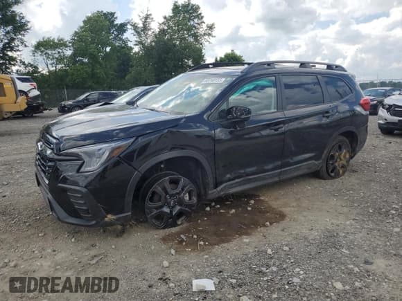 ✅ 2024 Subaru Ascent Onyx • VIN: 4S4WMAHD3R3439003 • Lot: 63740155. Listed on Copart with 21,034 mi. Free auction sales archive from the USA and detailed vehicle history report at DreamBid. Image 1.