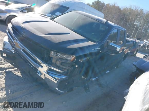 ✅ 2019 Chevrolet Silverado 1500 LT • VIN: 3GCPWCEK9KG135825 • Lot: 41694390. Wystawiony na IAAI z przebiegiem 40 267 mil. Bezpłatny archiwum sprzedaży aukcyjnych z USA i szczegółowy raport historii pojazdu na DreamBid. Zdjęcie 2.