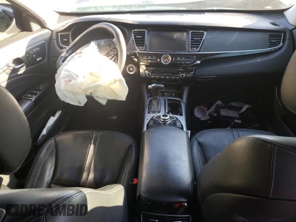 ✅ 2016 Kia K900 Premium • VIN: KNALT4D38G6031579 • Lot: 43846295. Wystawiony na Copart z przebiegiem 235 577 mil. Bezpłatny archiwum sprzedaży aukcyjnych z USA i szczegółowy raport historii pojazdu na DreamBid. Zdjęcie 8.