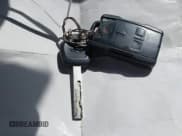 ✅ 2019 Chevrolet Silverado 1500 LT • VIN: 2GCRCPEC8K1118959 • Lot: 43300988. Wystawiony na IAAI z przebiegiem 141 898 mil. Bezpłatny archiwum sprzedaży aukcyjnych z USA i szczegółowy raport historii pojazdu na DreamBid. Zdjęcie 11.