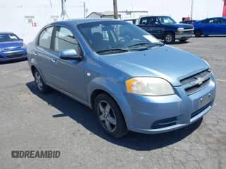 2007 Chevrolet Aveo LT z VIN KL1TG56677B049297, wystawiony jako IAAI lot #42517516 z przebiegiem 163 130 mil mil oraz . Historia ofert i sprzedaży dostępna na DreamBid. Obrazek 1.
