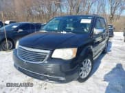 ✅ 2011 Chrysler Town & Country Touring L • VIN: 2A4RR8DG0BR704396 • Lot: 43837046. Wystawiony na IAAI z przebiegiem 190 257 mil. Bezpłatny archiwum sprzedaży aukcyjnych z USA i szczegółowy raport historii pojazdu na DreamBid. Zdjęcie 2.