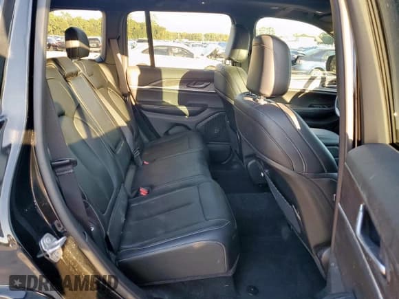 ✅ 2025 Jeep Grand Cherokee Limited • VIN: 1C4RJGBG7SC308579 • Лот: 91203705. Опубликован ранее на Copart с пробегом 21 547 миль. Бесплатный доступ к архиву аукционных продаж из США и подробный отчёт об истории автомобиля на DreamBid. Изображение 11.