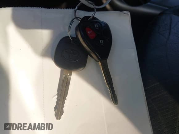 ✅ 2010 Toyota RAV4 Sport • VIN: JTMWF4DV7A5024466 • Lot: 43821814. Listed on IAAI with 205,280 mi. Free auction sales archive from the USA and detailed vehicle history report at DreamBid. Image 11.