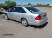 ✅ 2000 Toyota Avalon XL • VIN: 4T1BF28BXYU104231 • Lot: 42231268. Wystawiony na IAAI z przebiegiem 173 219 mil. Bezpłatny archiwum sprzedaży aukcyjnych z USA i szczegółowy raport historii pojazdu na DreamBid. Zdjęcie 3.