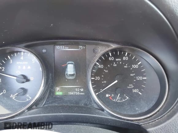 ✅ 2017 Nissan Rogue SV • VIN: JN8AT2MTXHW392901 • Lot: 43451493. Wystawiony na IAAI z przebiegiem 194 758 mil. Bezpłatny archiwum sprzedaży aukcyjnych z USA i szczegółowy raport historii pojazdu na DreamBid. Zdjęcie 7.