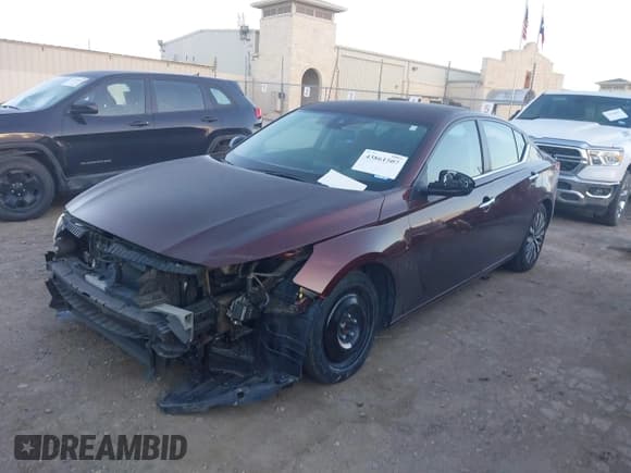 ✅ 2024 Nissan Altima SV • VIN: 1N4BL4DV0RN335505 • Lot: 43861507. Listed on IAAI with 60,354 mi. Free auction sales archive from the USA and detailed vehicle history report at DreamBid. Image 2.