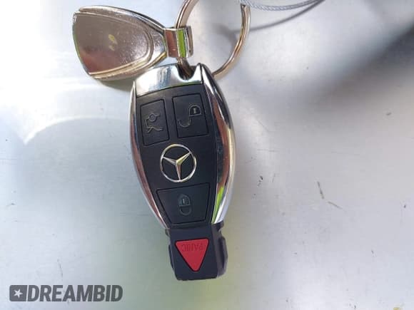 ✅ 2014 Mercedes-Benz E 350 • VIN: WDDKJ5KBXEF248395 • Lot: 42629503. Listed on IAAI with 59,718 mi. Free auction sales archive from the USA and detailed vehicle history report at DreamBid. Image 11.