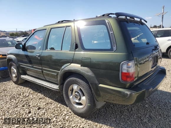 ✅ 1997 Infiniti QX4 • VIN: JNRAR05YXVW005882 • Lot: 81631995. Wystawiony na Copart z przebiegiem 273 909 mil. Bezpłatny archiwum sprzedaży aukcyjnych z USA i szczegółowy raport historii pojazdu na DreamBid. Zdjęcie 2.