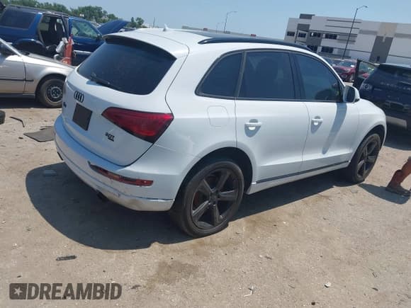 ✅ 2014 Audi Q5 Premium Plus • VIN: WA1LFAFPXEA046968 • Lot: 42951497. Wystawiony na IAAI z przebiegiem 147 533 mil. Bezpłatny archiwum sprzedaży aukcyjnych z USA i szczegółowy raport historii pojazdu na DreamBid. Zdjęcie 4.