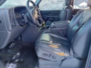 ✅ 2005 GMC Sierra 1500 SLT • VIN: 1GTEK19B15Z202584 • Лот: 94100465. Опубликован ранее на Copart с пробегом 206 580 миль. Бесплатный доступ к архиву аукционных продаж из США и подробный отчёт об истории автомобиля на DreamBid. Изображение 7.