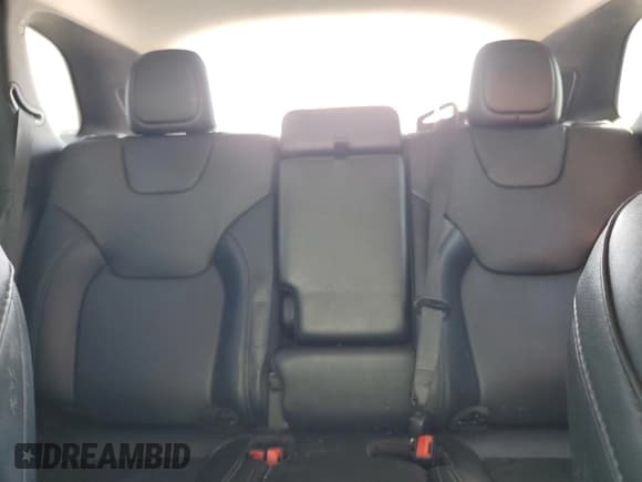 ✅ 2022 Jeep Cherokee Latitude Lux • VIN: 1C4PJLMN5ND527986 • Lot: 81114155. Listed on Copart with 58,439 mi. Free auction sales archive from the USA and detailed vehicle history report at DreamBid. Image 10.