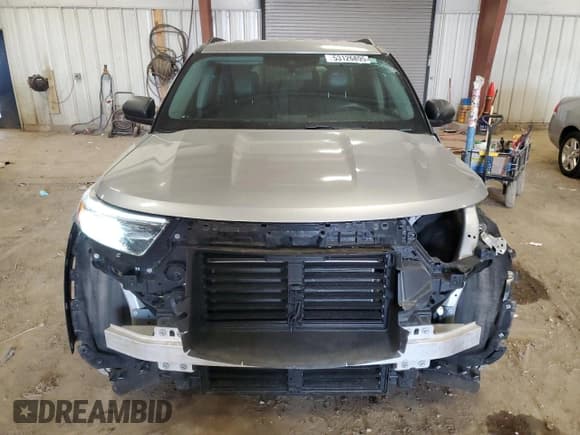 ✅ 2020 Ford Explorer XLT • VIN: 1FMSK8DH1LGD15110 • Lot: 53126895. Wystawiony na Copart z przebiegiem 61 539 mil. Bezpłatny archiwum sprzedaży aukcyjnych z USA i szczegółowy raport historii pojazdu na DreamBid. Zdjęcie 5.