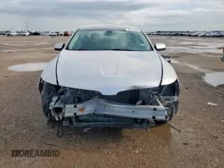 ✅ 2009 Lincoln MKS • VIN: 1LNHM93R69G604349 • Lot: 83785205. Listed on Copart with 166,555 mi. Free auction sales archive from the USA and detailed vehicle history report at DreamBid. Image 5.