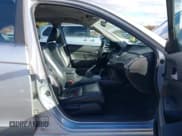 ✅ 2011 Honda Accord SE • VIN: 1HGCP2F64BA015423 • Lot: 43631269. Wystawiony na IAAI z przebiegiem 190 680 mil. Bezpłatny archiwum sprzedaży aukcyjnych z USA i szczegółowy raport historii pojazdu na DreamBid. Zdjęcie 5.