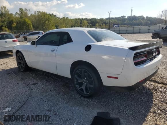 ✅ 2020 Dodge Challenger SXT • VIN: 2C3CDZAG0LH247489 • Лот: 84906585. Опубликован ранее на Copart с пробегом 81 718 миль. Бесплатный доступ к архиву аукционных продаж из США и подробный отчёт об истории автомобиля на DreamBid. Изображение 2.