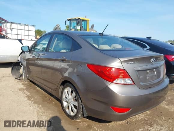 2013 Hyundai Accent GLS with VIN KMHCU4AE6DU299622, listed as a IAAI auction lot 43160108 with 90,116 mi miles and . Bid and sale history available at DreamBid. Image 3.