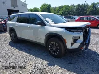 ✅ 2024 Chevrolet Traverse AWD Z71 • VIN: 1GNEVJKS9RJ235328 • Lot: 42588643. Wystawiony na IAAI z przebiegiem 5 mil. Bezpłatny archiwum sprzedaży aukcyjnych z USA i szczegółowy raport historii pojazdu na DreamBid. Zdjęcie 1.