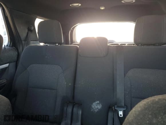 ✅ 2017 Ford Explorer XLT • VIN: 1FM5K8DH7HGA96559 • Lot: 92785215. Wystawiony na Copart z przebiegiem Nie podano. Bezpłatny archiwum sprzedaży aukcyjnych z USA i szczegółowy raport historii pojazdu na DreamBid. Zdjęcie 10.