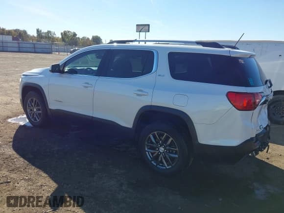 ✅ 2019 GMC Acadia SLT • VIN: 1GKKNMLA5KZ289840 • Лот: 43605742. Опубликован ранее на IAAI с пробегом 126 197 миль. Бесплатный доступ к архиву аукционных продаж из США и подробный отчёт об истории автомобиля на DreamBid. Изображение 3.