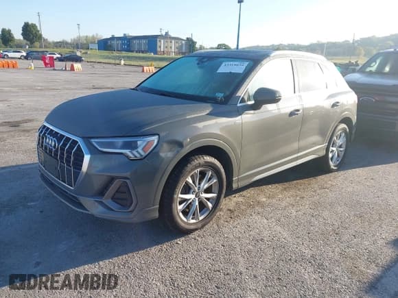 ✅ 2021 Audi Q3 S line Premium Plus • VIN: WA1EECF35M1029496 • Lot: 43315039. Listed on IAAI with 80,315 mi. Free auction sales archive from the USA and detailed vehicle history report at DreamBid. Image 17.
