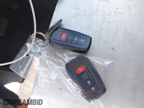 ✅ 2022 Toyota Prius LE • VIN: JTDKAMFP8N3204441 • Lot: 42303951. Listed on IAAI with 177,315 mi. Free auction sales archive from the USA and detailed vehicle history report at DreamBid. Image 11.