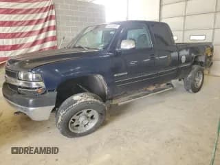 ✅ 2001 Chevrolet Silverado 2500HD LS • VIN: 1GCHK29U21E258040 • Lot: 64043465. Wystawiony na Copart z przebiegiem 259 626 mil. Bezpłatny archiwum sprzedaży aukcyjnych z USA i szczegółowy raport historii pojazdu na DreamBid. Zdjęcie 1.