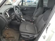 ✅ 2016 Jeep Renegade Latitude • VIN: ZACCJBBT7GPC59778 • Лот: 70911875. Опубликован ранее на Copart с пробегом 134 925 миль. Бесплатный доступ к архиву аукционных продаж из США и подробный отчёт об истории автомобиля на DreamBid. Изображение 7.