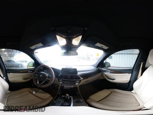 ✅ 2020 BMW X3 xDrive30i • VIN: 5UXTY5C01L9B82405 • Lot: 43457847. Wystawiony na IAAI z przebiegiem 200 000 mil. Bezpłatny archiwum sprzedaży aukcyjnych z USA i szczegółowy raport historii pojazdu na DreamBid. Zdjęcie 18.