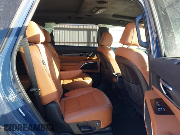 ✅ 2025 Kia Telluride SX-Prestige X-Line • VIN: 5XYP5DGC1SG580637 • Lot: 41430574. Wystawiony na IAAI z przebiegiem 7 336 mil. Bezpłatny archiwum sprzedaży aukcyjnych z USA i szczegółowy raport historii pojazdu na DreamBid. Zdjęcie 8.