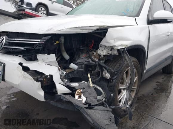 ✅ 2018 Volkswagen Tiguan • VIN: WVGAV7AX9JK004415 • Лот: 41533990. Опубликован ранее на IAAI с пробегом 69 856 миль. Бесплатный доступ к архиву аукционных продаж из США и подробный отчёт об истории автомобиля на DreamBid. Изображение 6.