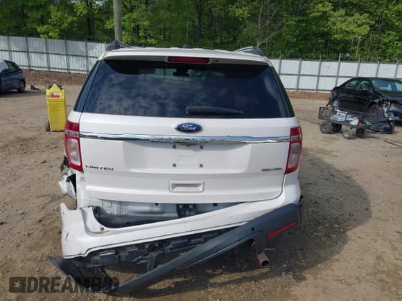 ✅ 2013 Ford Explorer Limited • VIN: 1FM5K7F80DGA10283 • Lot: 42071699. Wystawiony na IAAI z przebiegiem 205 643 mil. Bezpłatny archiwum sprzedaży aukcyjnych z USA i szczegółowy raport historii pojazdu na DreamBid. Zdjęcie 17.