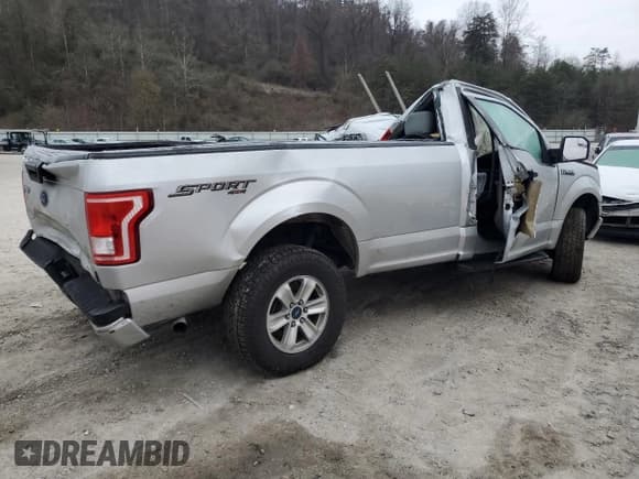 ✅ 2017 Ford F-150 XL • VIN: 1FTMF1EF9HKD68115 • Lot: 42555835. Listed on Copart with Not provided. Free auction sales archive from the USA and detailed vehicle history report at DreamBid. Image 3.