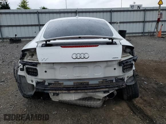 ✅ 2012 Audi TT Premium Plus • VIN: TRUBFAFK4C1007947 • Лот: 56630664. Опубликован ранее на Copart с пробегом 97 135 миль. Бесплатный доступ к архиву аукционных продаж из США и подробный отчёт об истории автомобиля на DreamBid. Изображение 6.