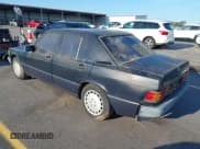 ✅ 1991 Mercedes-Benz 190 • VIN: WDBDA29D1MF766742 • Lot: 42879424. Wystawiony na IAAI z przebiegiem 175 244 mil. Bezpłatny archiwum sprzedaży aukcyjnych z USA i szczegółowy raport historii pojazdu na DreamBid. Zdjęcie 3.