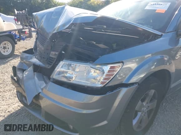 ✅ 2010 Dodge Journey SXT • VIN: 3D4PG5FV4AT176020 • Lot: 43538875. Wystawiony na IAAI z przebiegiem 117 723 mil. Bezpłatny archiwum sprzedaży aukcyjnych z USA i szczegółowy raport historii pojazdu na DreamBid. Zdjęcie 17.