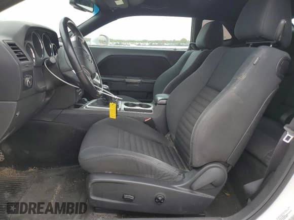 ✅ 2012 Dodge Challenger R/T • VIN: 2C3CDYBT7CH162039 • Lot: 82385804. Wystawiony na Copart z przebiegiem 92 474 mil. Bezpłatny archiwum sprzedaży aukcyjnych z USA i szczegółowy raport historii pojazdu na DreamBid. Zdjęcie 7.