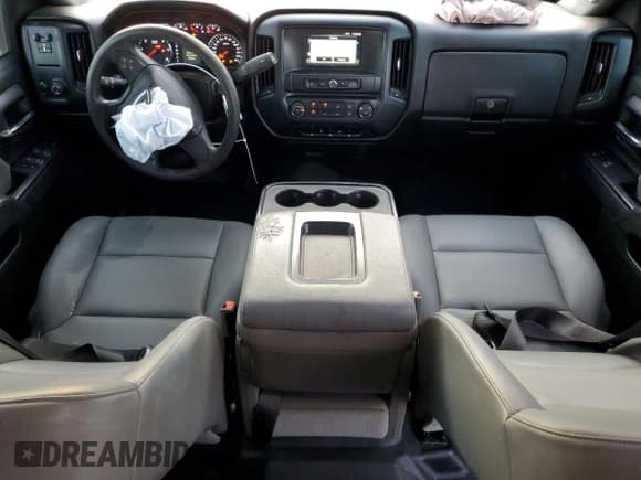 ✅ 2018 GMC Sierra 2500HD • VIN: 1GT12REG8JF167083 • Lot: 42046755. Wystawiony na Copart z przebiegiem 204 046 mil. Bezpłatny archiwum sprzedaży aukcyjnych z USA i szczegółowy raport historii pojazdu na DreamBid. Zdjęcie 8.