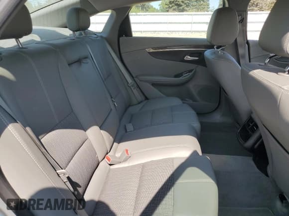 ✅ 2015 Chevrolet Impala LT • VIN: 2G1125S31F9136292 • Лот: 71021114. Опубликован ранее на Copart с пробегом 112 074 миль. Бесплатный доступ к архиву аукционных продаж из США и подробный отчёт об истории автомобиля на DreamBid. Изображение 10.