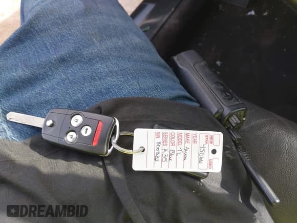 ✅ 2013 Acura TL • VIN: 19UUA9F24DA800832 • Lot: 43366403. Listed on IAAI with 128,033 mi. Free auction sales archive from the USA and detailed vehicle history report at DreamBid. Image 11.