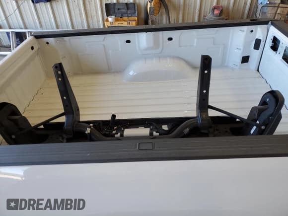 ✅ 2021 Chevrolet Silverado 1500 • VIN: BS81965924 • Лот: 81965924. Опубликован ранее на Copart с пробегом Не указан. Бесплатный доступ к архиву аукционных продаж из США и подробный отчёт об истории автомобиля на DreamBid. Изображение 10.