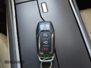 ✅ 2013 Lincoln MKZ • VIN: 3LN6L2G96DR803799 • Лот: 42778140. Опубликован ранее на IAAI с пробегом 128 504 миль. Бесплатный доступ к архиву аукционных продаж из США и подробный отчёт об истории автомобиля на DreamBid. Изображение 11.