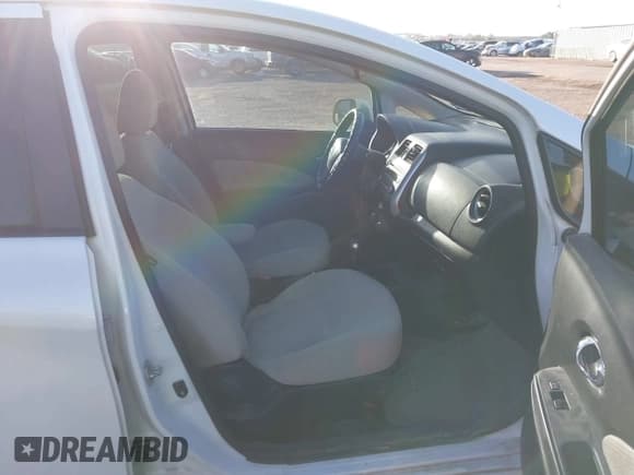 ✅ 2014 Nissan Note S Plus • VIN: 3N1CE2CP9EL409792 • Лот: 42599026. Опубликован ранее на IAAI с пробегом 228 097 миль. Бесплатный доступ к архиву аукционных продаж из США и подробный отчёт об истории автомобиля на DreamBid. Изображение 5.