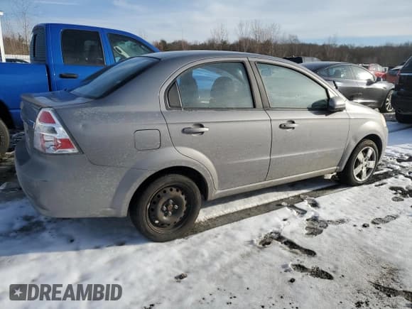 ✅ 2011 Chevrolet Aveo 2LT • VIN: KL1TG5DE5BB252207 • Lot: 43871595. Wystawiony na Copart z przebiegiem 107 319 mil. Bezpłatny archiwum sprzedaży aukcyjnych z USA i szczegółowy raport historii pojazdu na DreamBid. Zdjęcie 3.