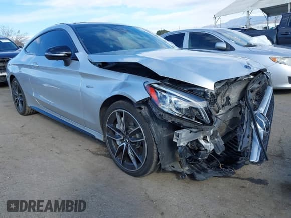 ✅ 2020 Mercedes-Benz C 43 AMG • VIN: WDDWJ6EB1LF957796 • Lot: 41421124. Listed on IAAI with 31,400 mi. Free auction sales archive from the USA and detailed vehicle history report at DreamBid. Image 1.