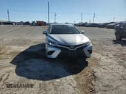 ✅ 2019 Toyota Camry SE • VIN: 4T1B11HK3KU849449 • Лот: 89733075. Опубликован ранее на Copart с пробегом 152 832 миль. Бесплатный доступ к архиву аукционных продаж из США и подробный отчёт об истории автомобиля на DreamBid. Изображение 13.