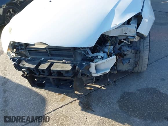 ✅ 2012 Ford Focus SE • VIN: 1FAHP3F20CL217162 • Лот: 43700631. Опубликован ранее на IAAI с пробегом Не указан. Бесплатный доступ к архиву аукционных продаж из США и подробный отчёт об истории автомобиля на DreamBid. Изображение 6.