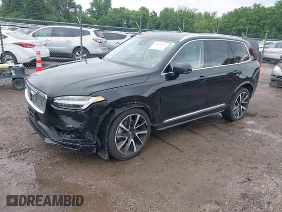 ✅ 2023 Volvo XC90 Plus • VIN: YV4L12PN0P1910689 • Lot: 42425376. Listed on IAAI with 48,667 mi. Free auction sales archive from the USA and detailed vehicle history report at DreamBid. Image 2.