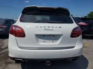 ✅ 2014 Porsche Cayenne • VIN: WP1AA2A27ELA97215 • Lot: 56784685. Listed on Copart with 154,813 mi. Free auction sales archive from the USA and detailed vehicle history report at DreamBid. Image 6.